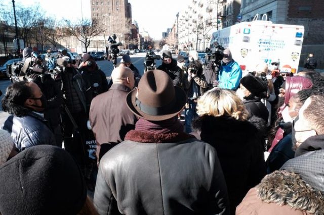 Neoyorquinos rinden tributo a policía dominicano asesinado en Harlem Neoyorquinos rinden tributo a policía dominicano asesinado en Harlem