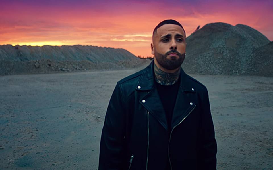El puertorriqueno Nicky Jam lanza su nuevo tema Ojos Rojos