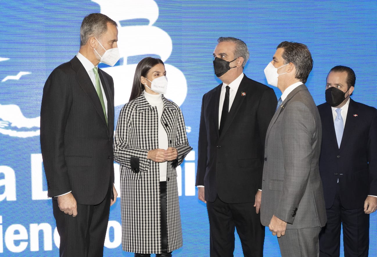 Presidente Abinader deja formalmente inaugurado stand de RD en FITUR