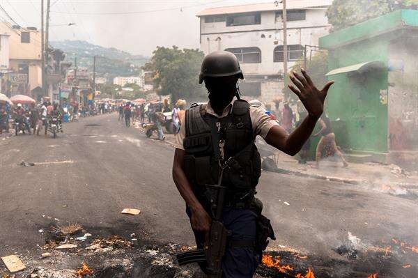 Miles de trabajadores haitianos vuelven a exigir aumento del salario Avatar