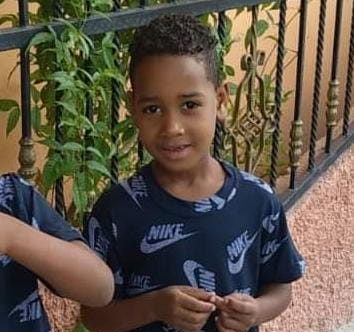 Realizan caminata en reclamo de la aparición del niño Ángel Juan Francisco Matos