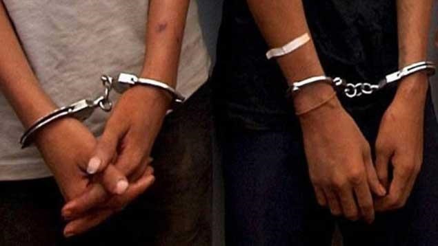 Apresan joven tras ser sorprendido intentando introducir presunta cocaína Apresan joven tras ser sorprendido intentando introducir presunta cocaína