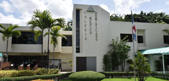 Colegio Medico e Infectología apoyan eliminación de restricciones Colegio Medico e Infectología apoyan eliminación de restricciones