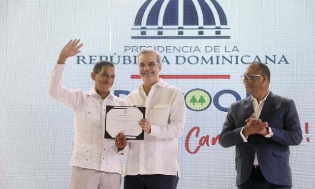 Gobierno certifica y juramenta 808 cooperativas