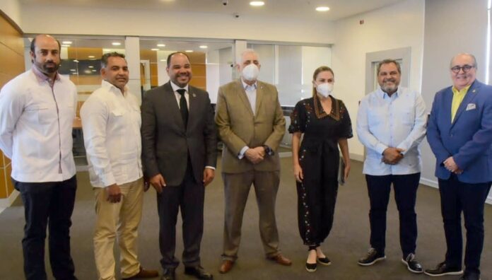 Presentan proyecto rescate de La Normal