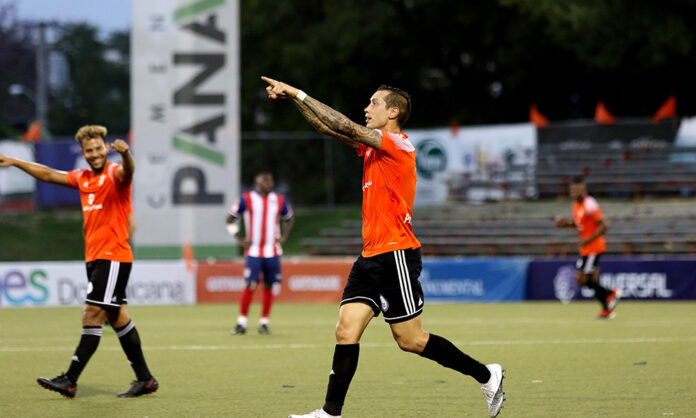 Prichoda regresa con los monarcas de Cibao FC El Caribe