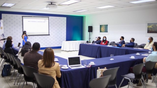 Realizan taller para implicar al Sector Privado el Cambio Climático Realizan taller para implicar al Sector Privado el Cambio Climático