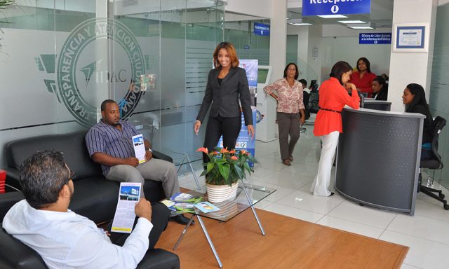 ¿Que tanto callan las instituciones publicas