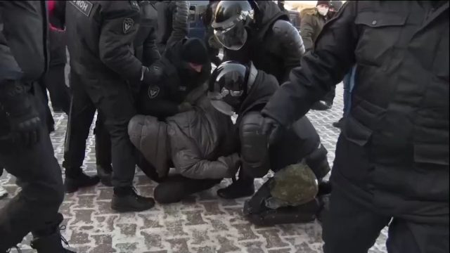 La portavoz de Interior dijo que otras 1.200 personas celebraron manifestaciones no autorizadas en otras regiones del país, de las que 1.061 fueron detenidas. EFE La portavoz de Interior dijo que otras 1.200 personas celebraron manifestaciones no autorizadas en otras regiones del país, de las que 1.061 fueron detenidas. EFE
