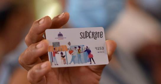 Apresan cuatro hombres con 103 tarjetas del programa Apresan cuatro hombres con 103 tarjetas del programa