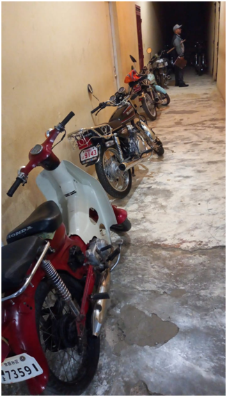 PN apresa 13 personas en negocios violaban horario expendio bebidas