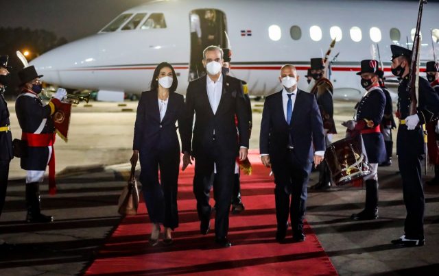 Abinader llega a Buenos Aires, Argentina para desarrollar amplia agenda Abinader llega a Buenos Aires, Argentina para desarrollar amplia agenda
