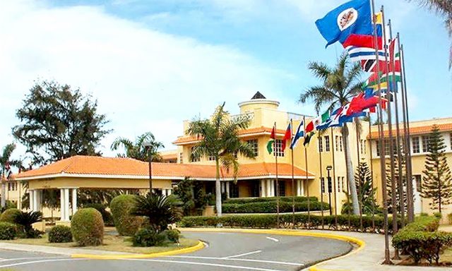 Quedan 4 dominicanos en Ucrania y se niegan a abandonar ese país Quedan 4 dominicanos en Ucrania y se niegan a abandonar ese país