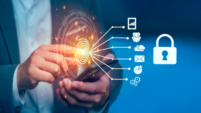 ¿Cómo protegerse de apps maliciosas que roban datos bancarios?