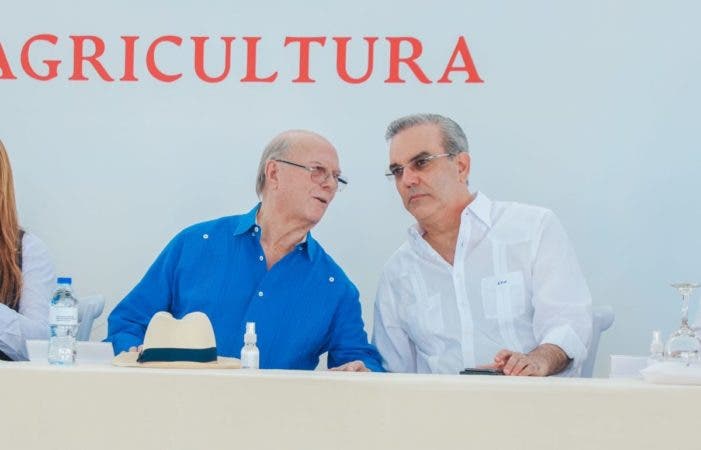 1650653060 422 Presidente Luis Abinader asegura en RD no falta comida