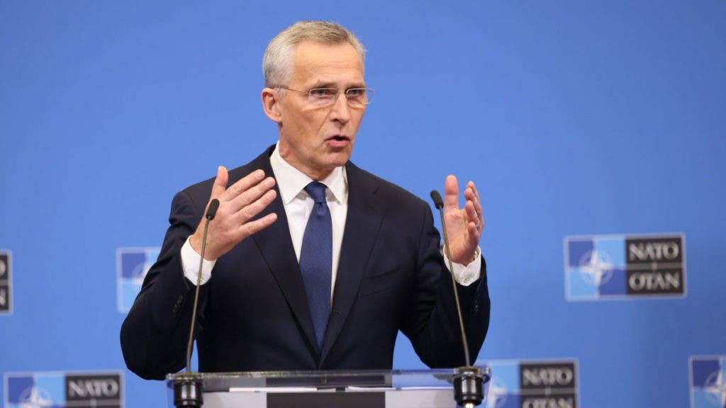 EEUU y sus aliados reiteran que harán pagar a Rusia por la guerra en Ucrania 1 El presidente de la OTAN, Jens Stoltenberg, convocó una conferencia de prensa el jueves por la tarde después de la cumbre de la OTAN.