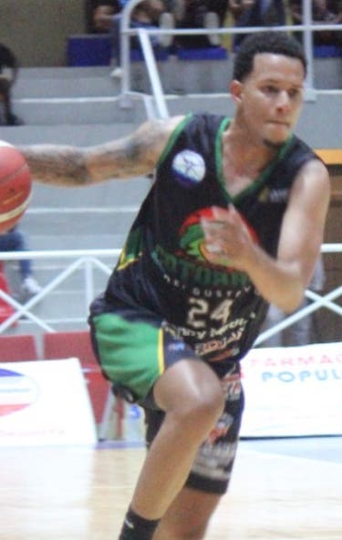 Eduardos del Batey y Cotorras triunfan 1 20 Deportes 18 3p02