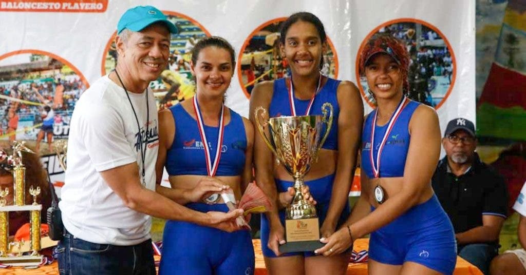 Puñal y Ems-Sport Ganan en voleibol playero 4 22 Deportes 19 2okk.p01