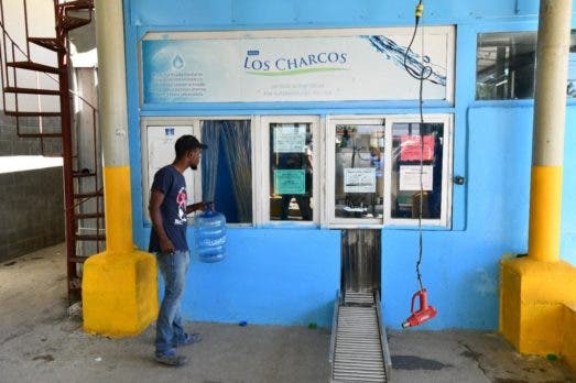 1674474419 949 Cierran procesadora Agua Los Charcos tras detectar bacteria