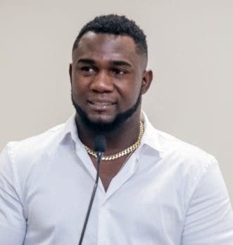 Carlos Adames reconocido por el Senado de la República