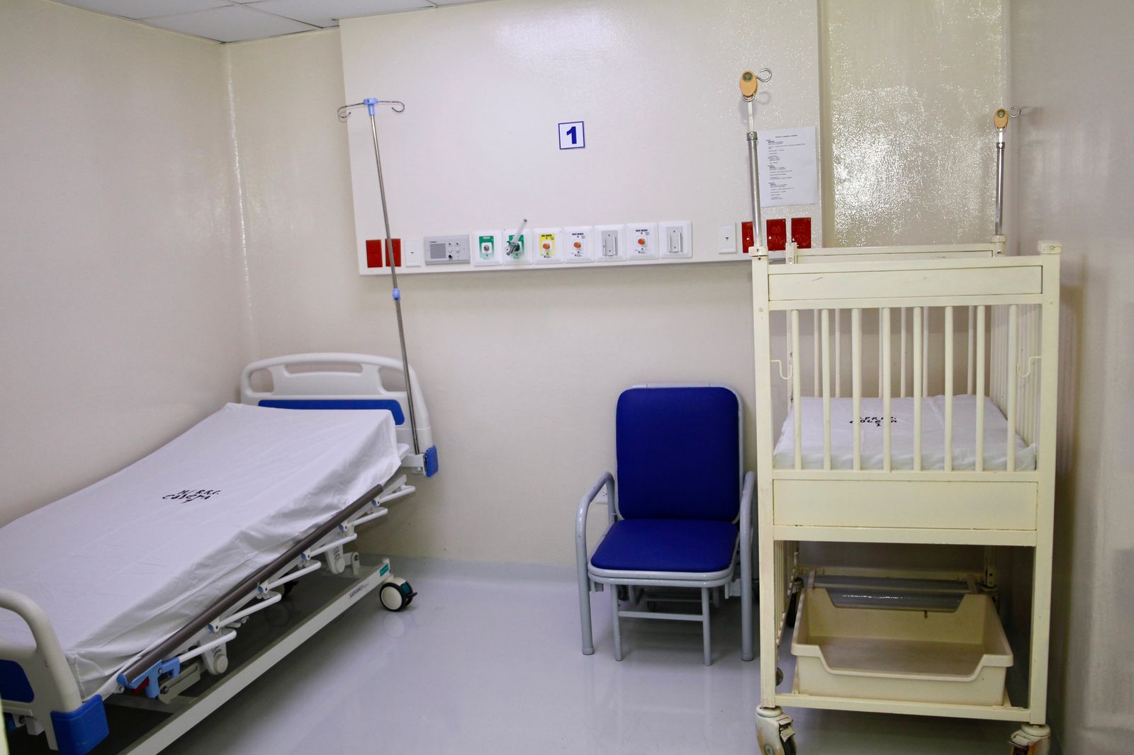 1674748376 304 Robert Reid inaugura unidad de colera revelan cuatro han dado