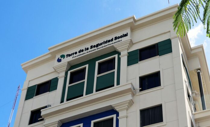CNSS aumenta cobertura a los  pacientes y honorarios médicos
