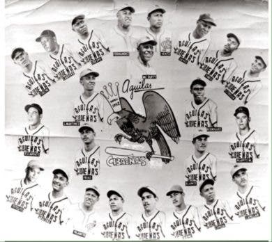 Aguilas Cibaenas 90 anos volando alto