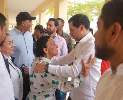 Así fue la primera jornada social de Robertico como director de Propeep