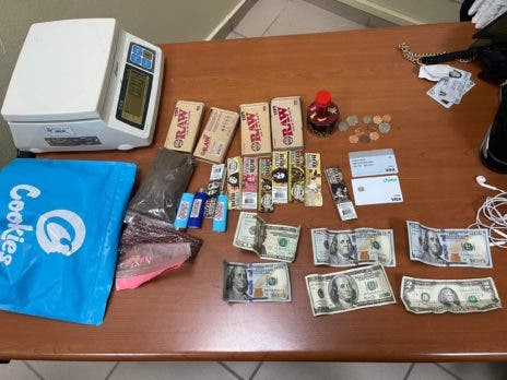 Atrapan mujer llego Aeropuerto Cibao con mas de 30 libras