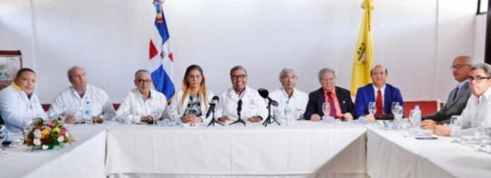 Colegio Médico: se intensifican los esfuerzos hacia acuerdo conflicto