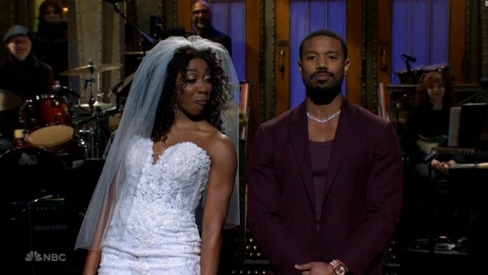 Mira cómo integrantes del reparto de "SNL" coquetean con Michael B. Jordan