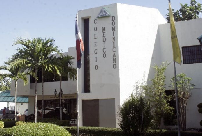 Sociedades médicas rechazan resolución Seguridad Social