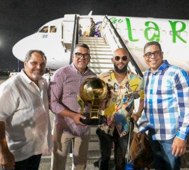 Cesar Valdez En elite de MVP Series del Caribe