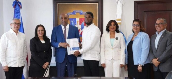 Entrega auditoría técnico-forense de Punta Catalina