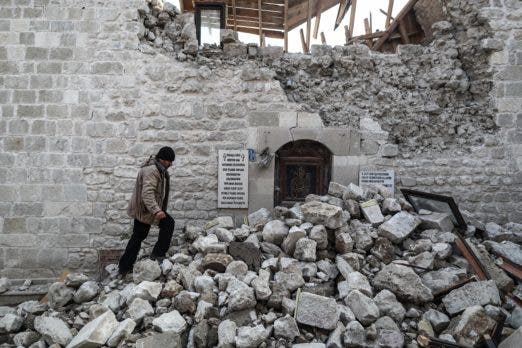 Más de 28.000 muertos por los terremotos en Turquía y Siria 