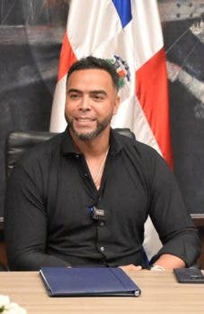 Nelson Cruz el pelotero filantropo de RD