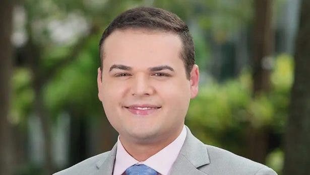 Reportero muere baleado cuando cubria crimen en Florida