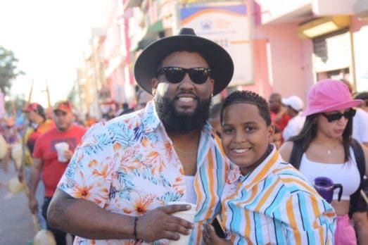 Video Asi fue ultimado Donaly Martinez en carnaval de Santiago