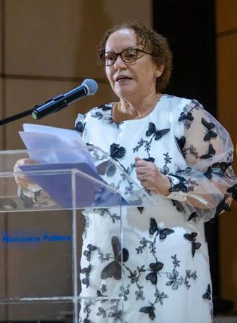 la-procuradora-hace-constantes-reproches-a-sus-subalternos (1)