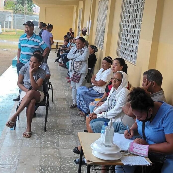 APRODECA realiza operativo médico junto a la Fundación Cruz Jiminián APRODECA realiza operativo médico junto a la Fundación Cruz Jiminián en Cabrera