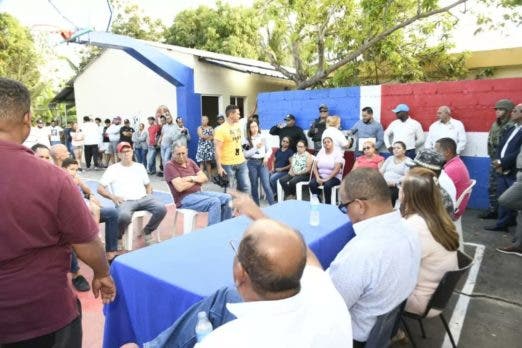Manifestantes levantan el paro en Licey al Medio