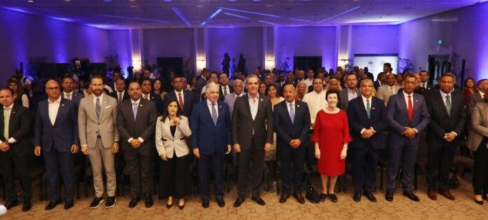 Presidente Abinader abre el país a la diáspora dominicana