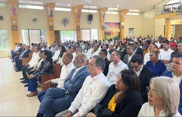 1681475576 366 Piden a Dios otorgar fortaleza a Danilo Medina