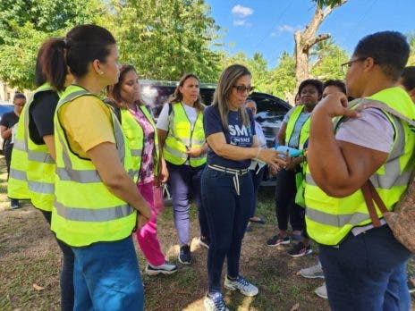 1681500422 979 Accidente en Sanchez Familiares de victimas estudiantes y docentes reciben