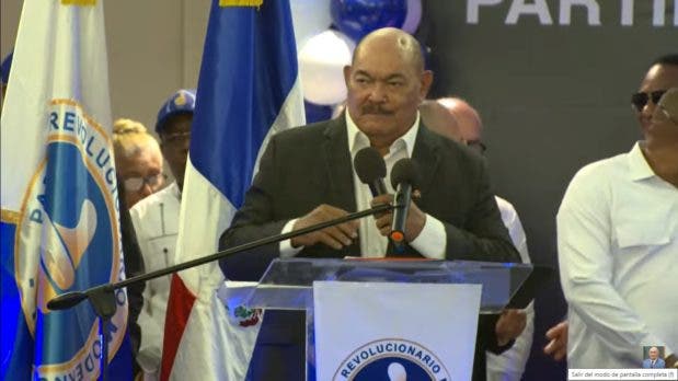 Ramón Alburquerque oficializa aspiraciones presidenciales en el PRM; dice lo Ramón Alburquerque oficializa aspiraciones  presidenciales en el PRM; dice lo apoyan las bases