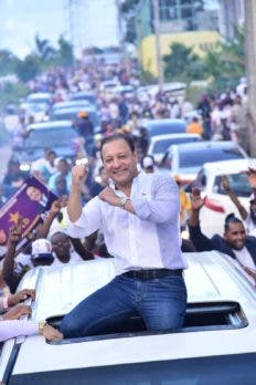 1681746116 937 En La Otra Banda se tiran a las calles junto