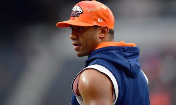 1681823219 747 Fotos Los jugadores mejores pagados de la NFL en 2023