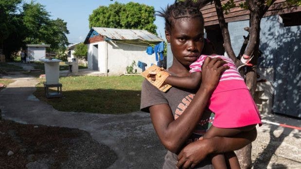 Casi la mitad de los haitianos necesitan ayuda humanitaria urgente
