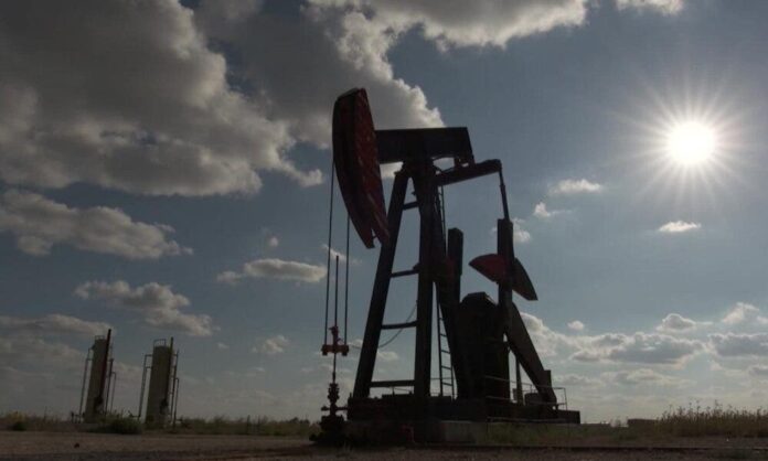 El petróleo de Texas abre con una bajada del 1,18 %