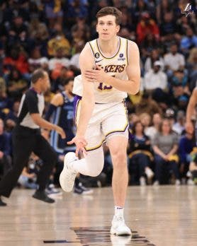 Los Lakers ganan el primer partido de la serie ante